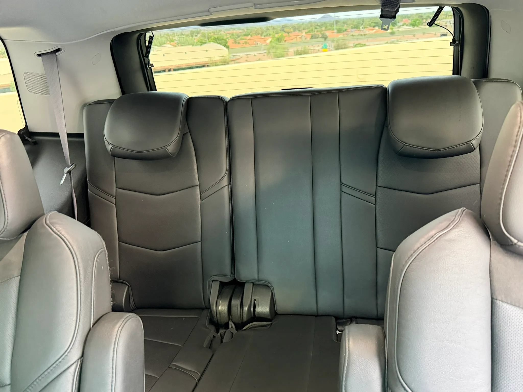Used 2016 Cadillac Escalade Premium RWD image 15