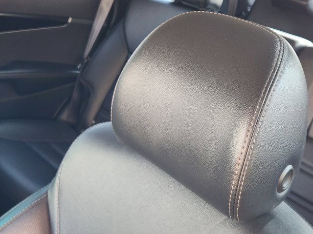 Certified 2020 Kia Sorento SX image 14