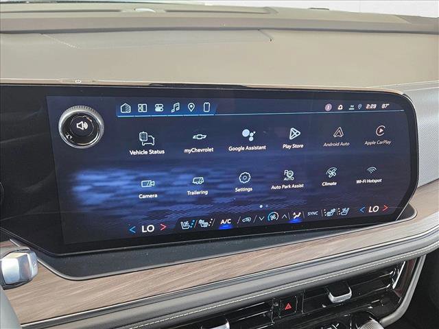 New 2026 Chevrolet Suburban Premier image 12