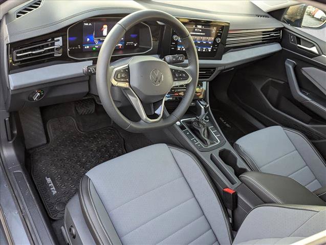 New 2026 Volkswagen Jetta SE FWD image 3