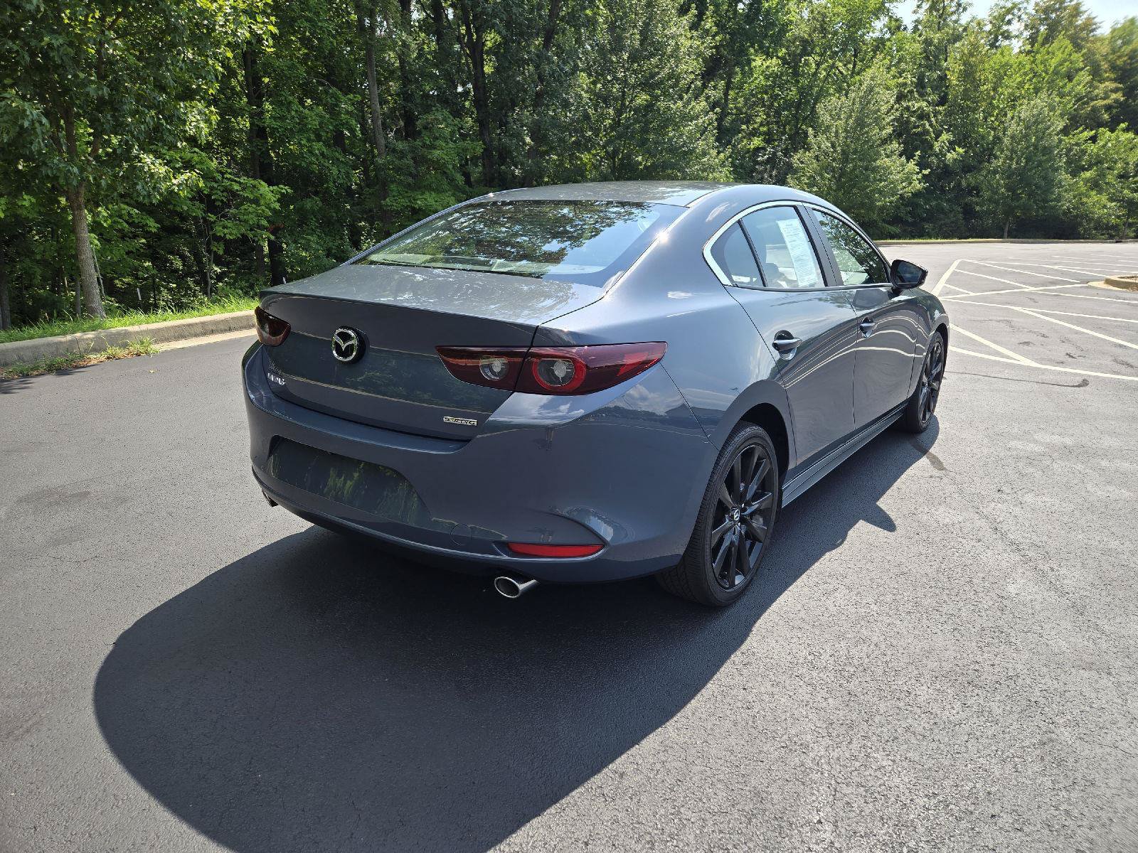 Used 2023 MAZDA MAZDA3 s FWD image 3