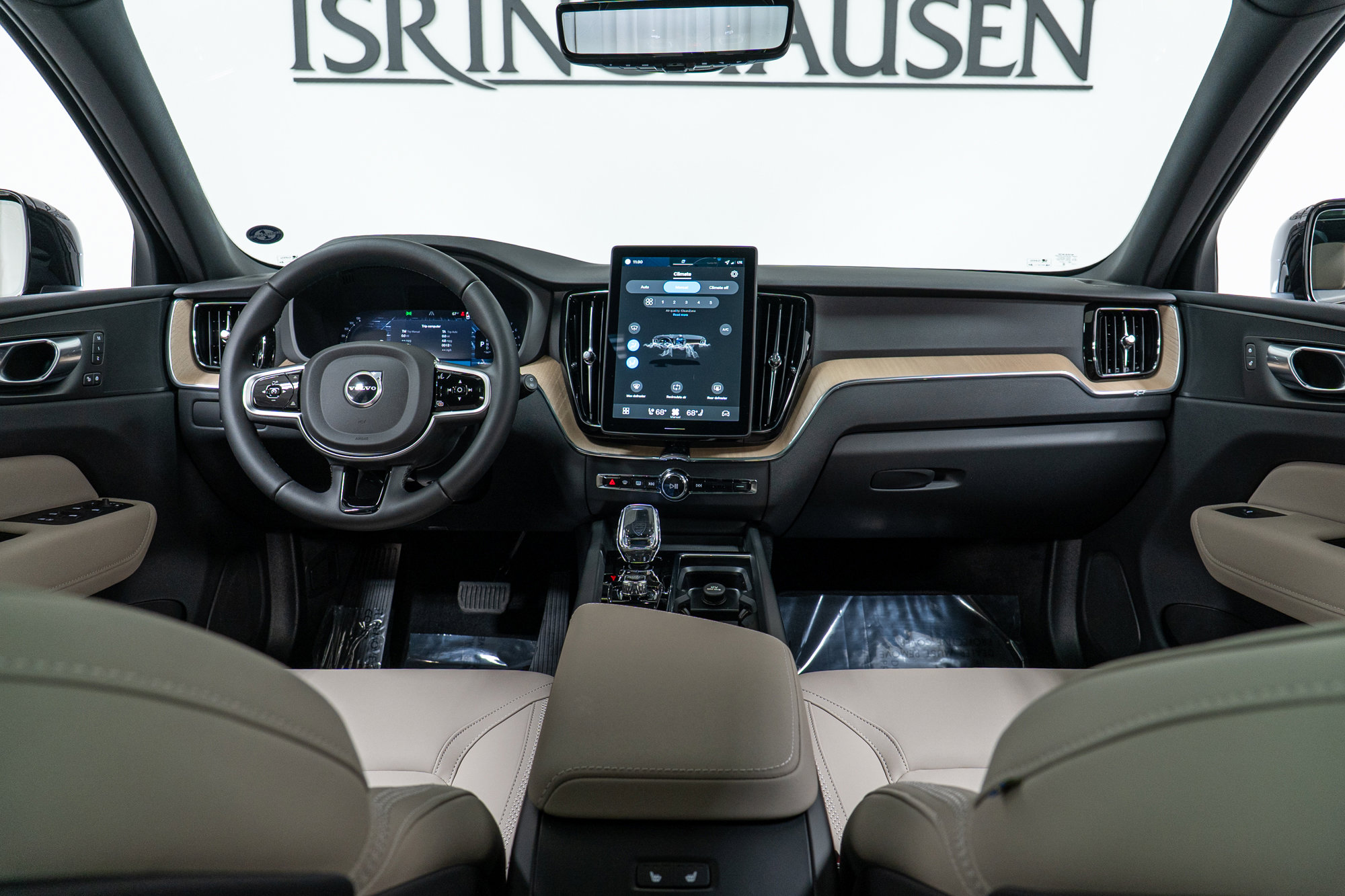 New 2026 Volvo XC60 B5 Core w/ Climate Package image 15