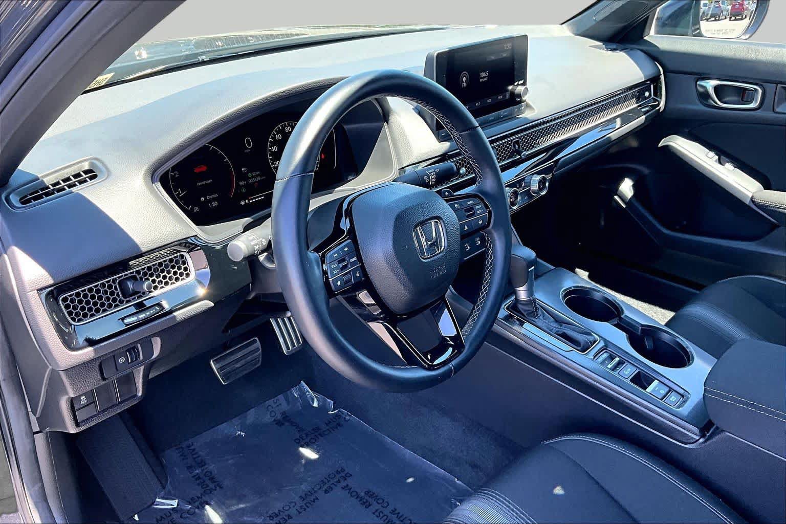 Used 2025 Honda Civic Sport image 17