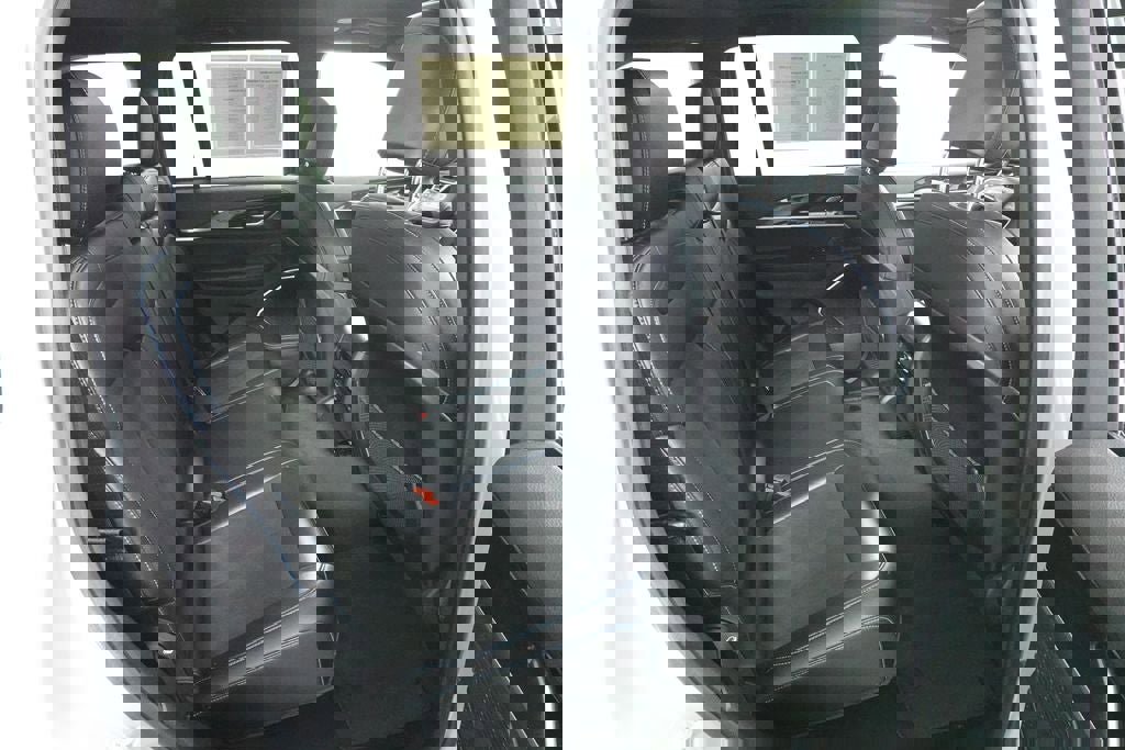 Used 2023 Jeep Grand Cherokee Trailhawk AWD/4WD image 30