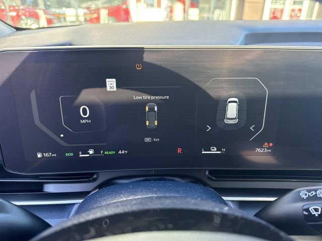 Used 2025 Kia Carnival SX image 34