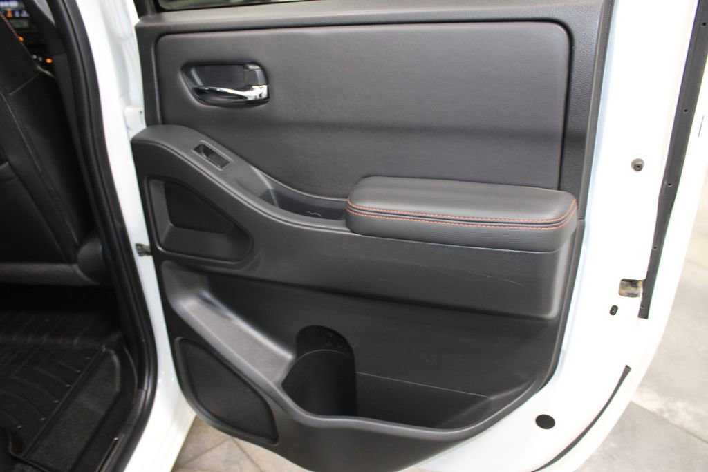 Used 2023 Nissan Frontier PRO-4X w/ Pro-4X Premium Package image 34