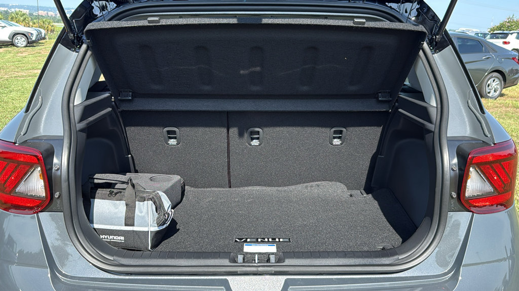 New 2026 Hyundai Venue SEL FWD image 10