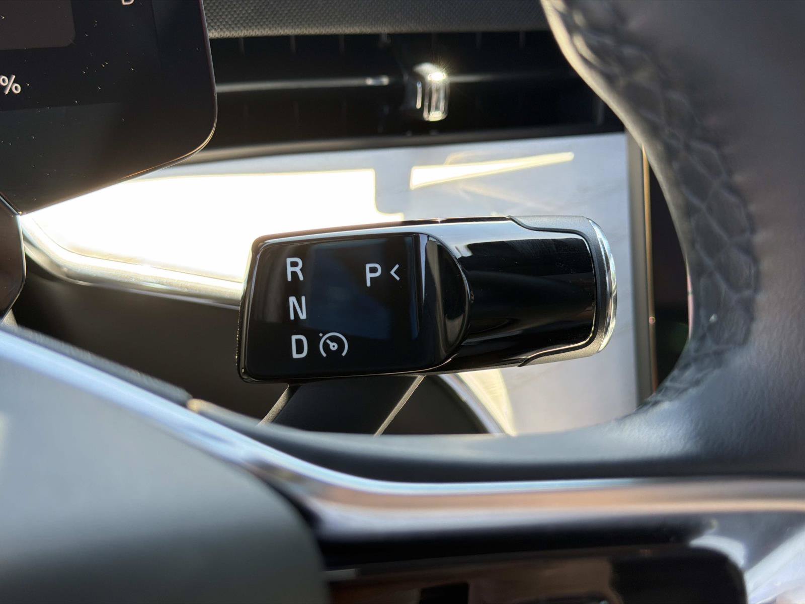 Certified 2025 Volvo EX90 Ultra AWD/4WD image 11
