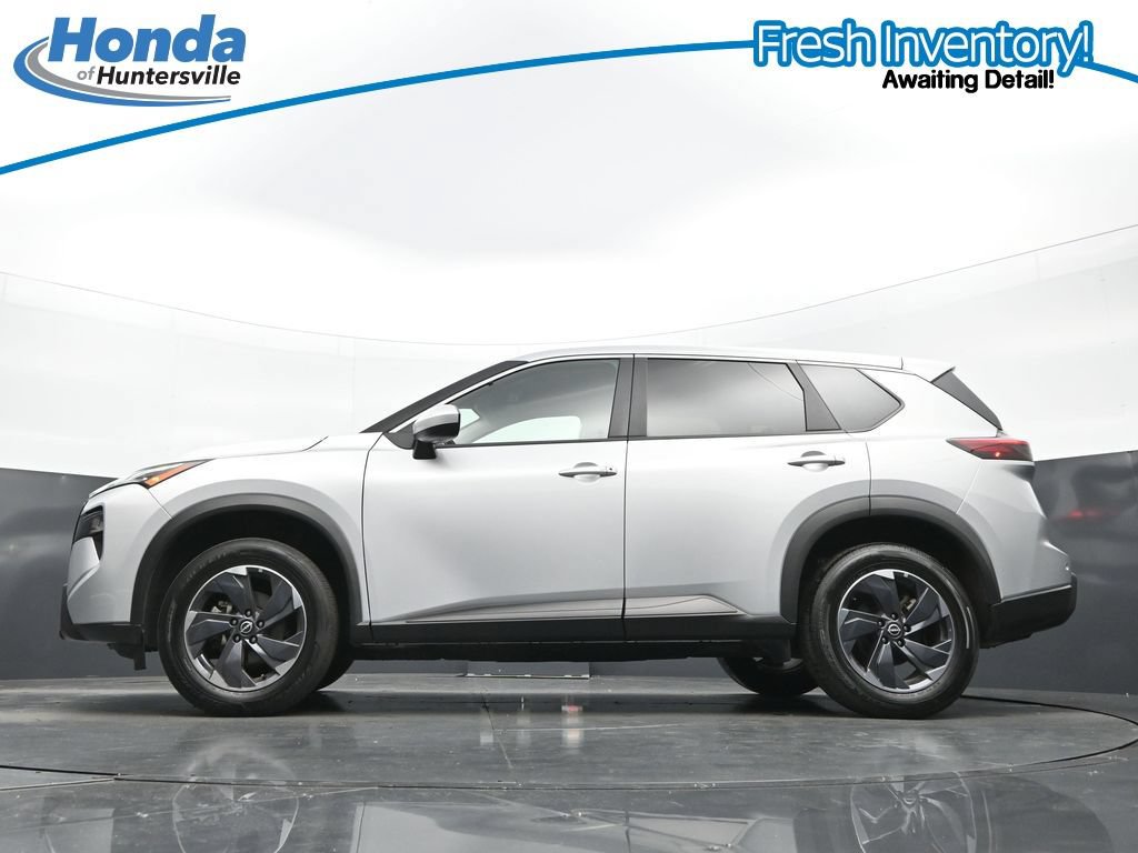 Used 2025 Nissan Rogue SV FWD image 30