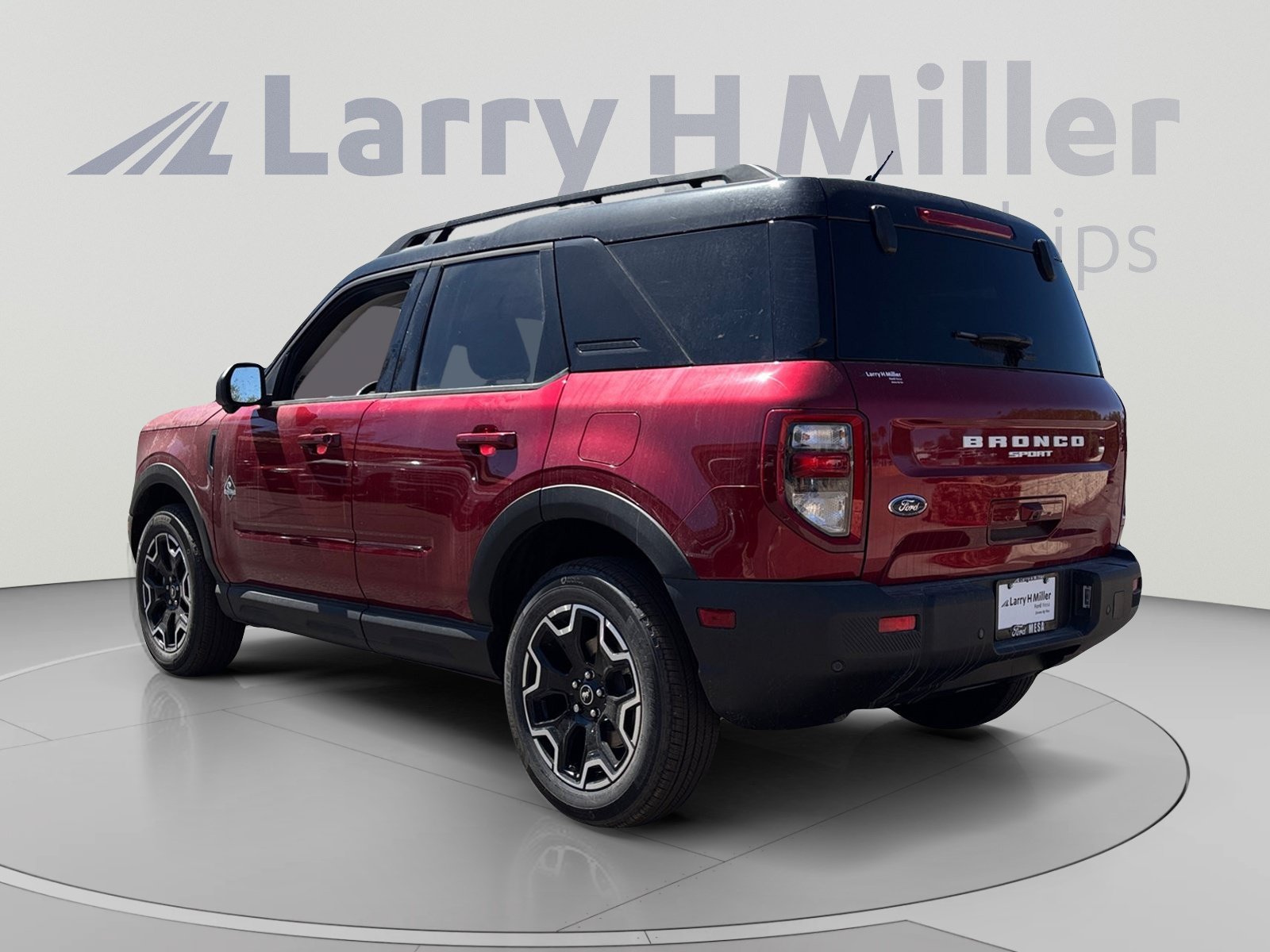 New 2025 Ford Bronco Sport Outer Banks w/ Outer Banks Tech Package+ AWD/4WD image 3
