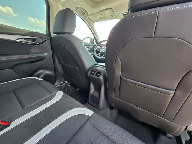 Used 2025 Buick Envision Sport Touring AWD/4WD image 18