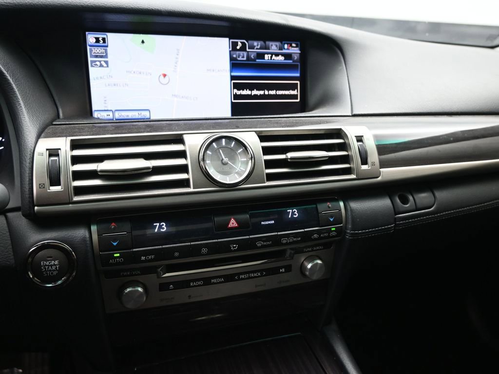 Used 2013 Lexus LS 460 AWD w/ Comfort Pkg image 12
