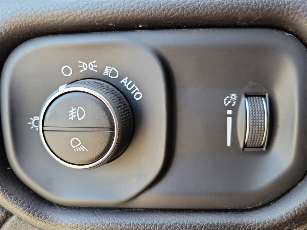 Used 2024 RAM 2500 Big Horn w/ Off Road Package image 22