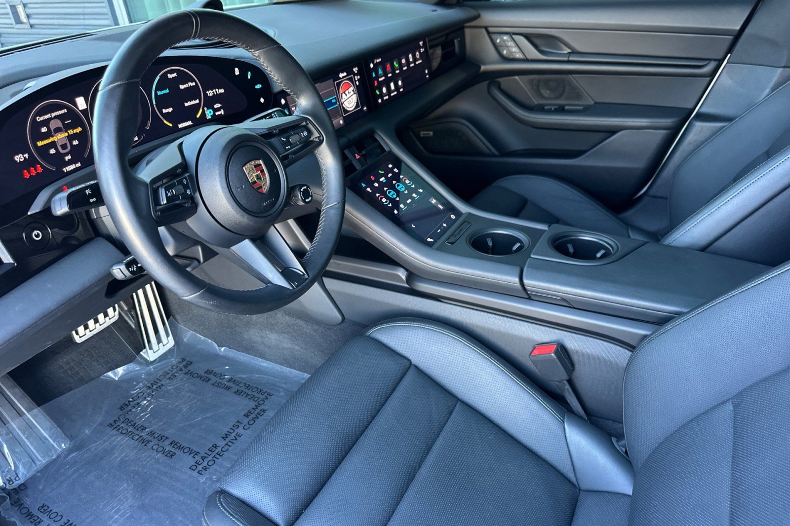 Certified 2023 Porsche Taycan w/ Premium Package RWD image 4