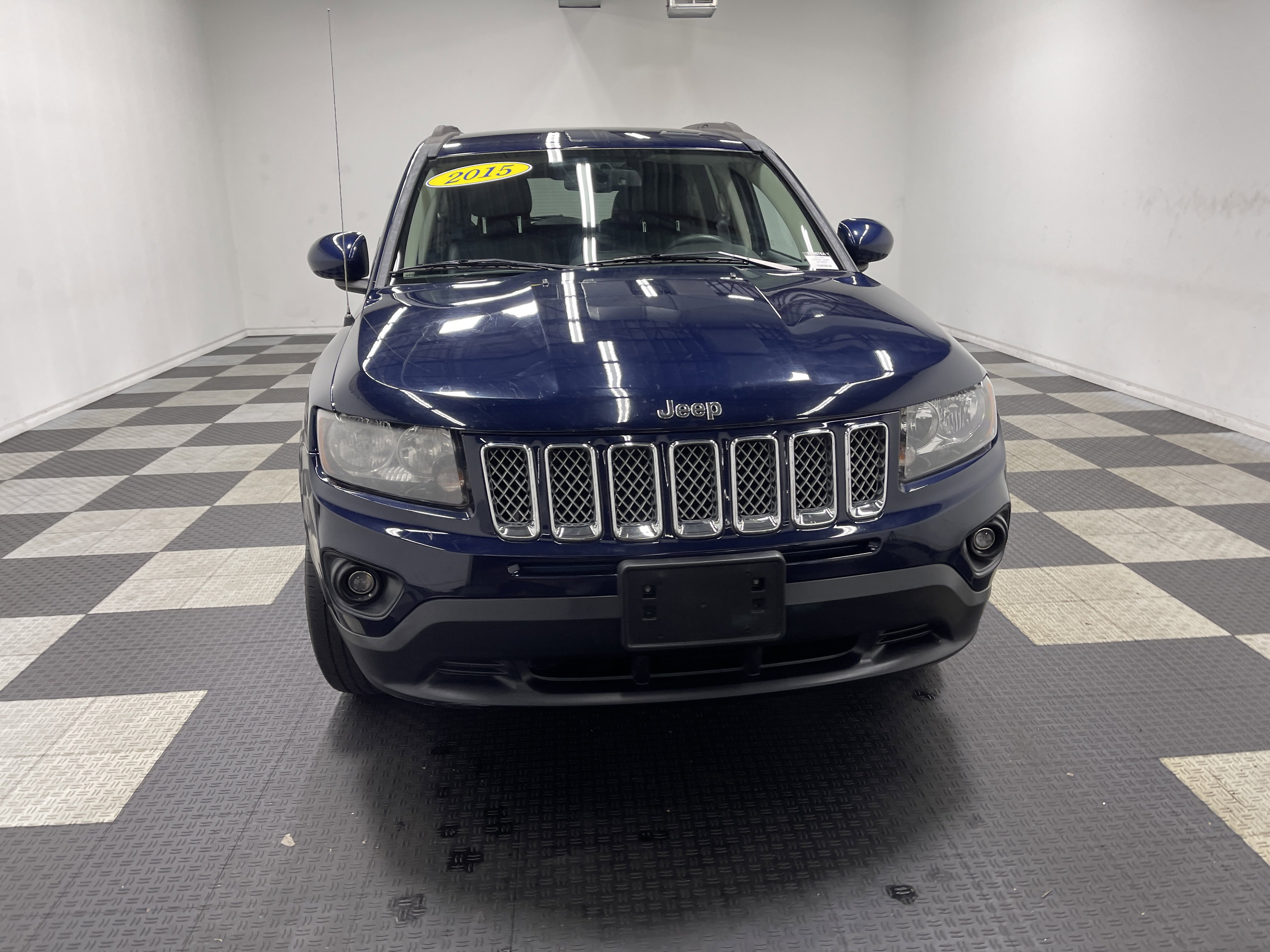 Used 2015 Jeep Compass Latitude image 7