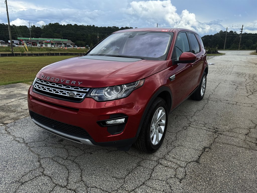 Used 2018 Land Rover Discovery Sport HSE AWD/4WD image 3