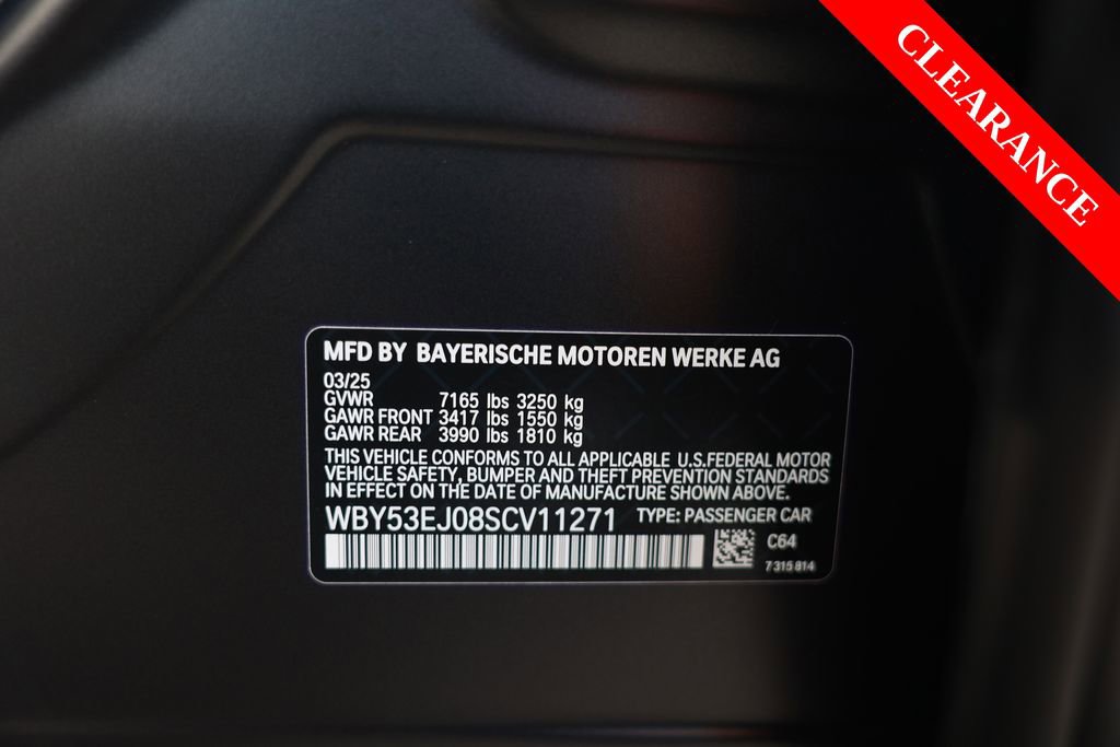 Used 2025 BMW i7 xDrive60 w/ Executive Package AWD/4WD image 45