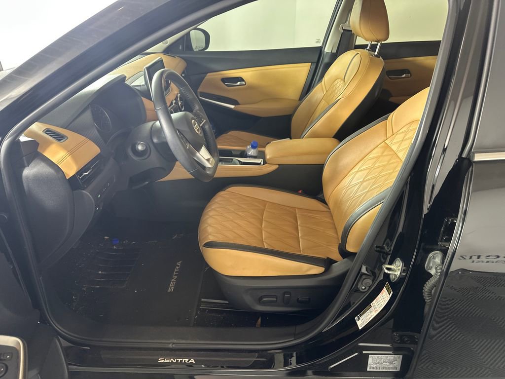 Used 2020 Nissan Sentra SV w/ SV Premium Package image 3