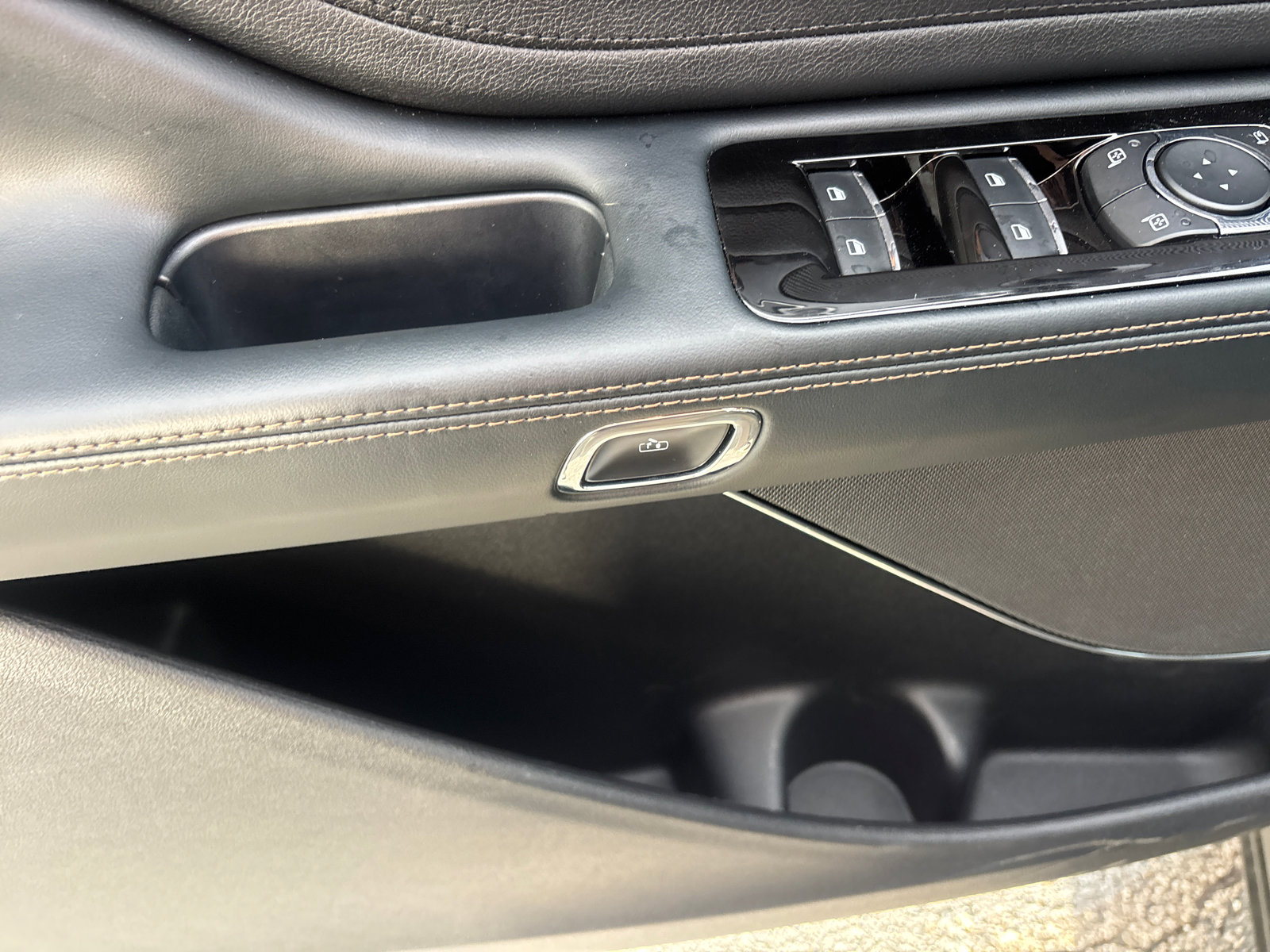 New 2025 Lincoln Aviator Reserve image 14