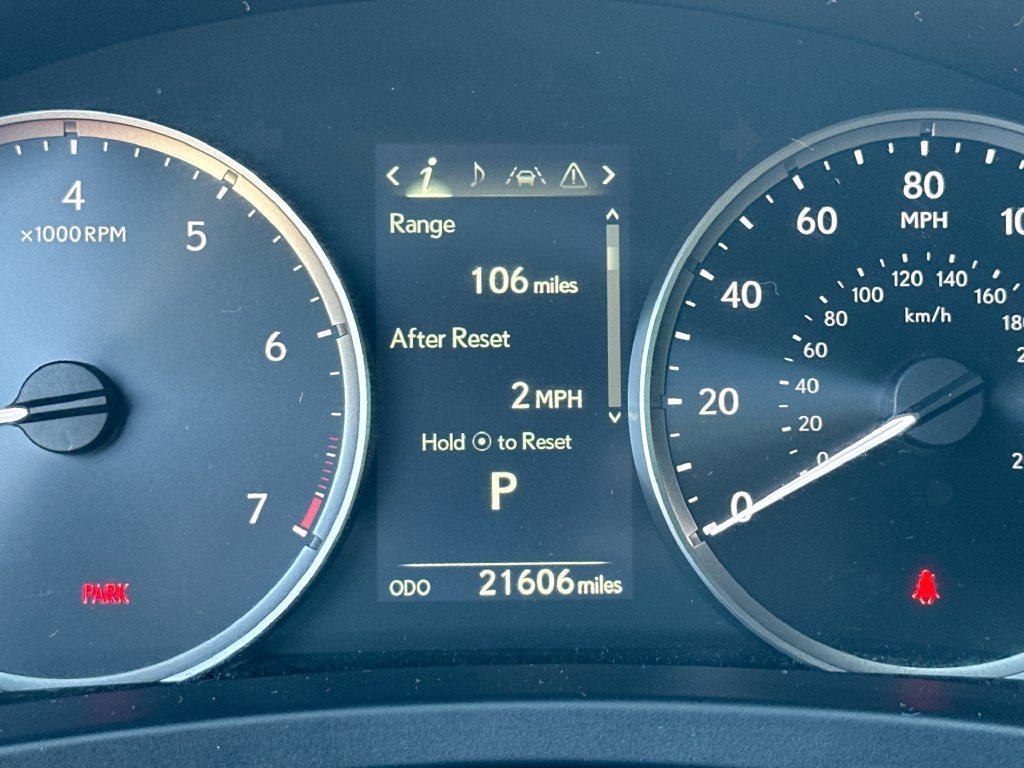 Used 2025 Lexus IS 350 F Sport RWD image 12