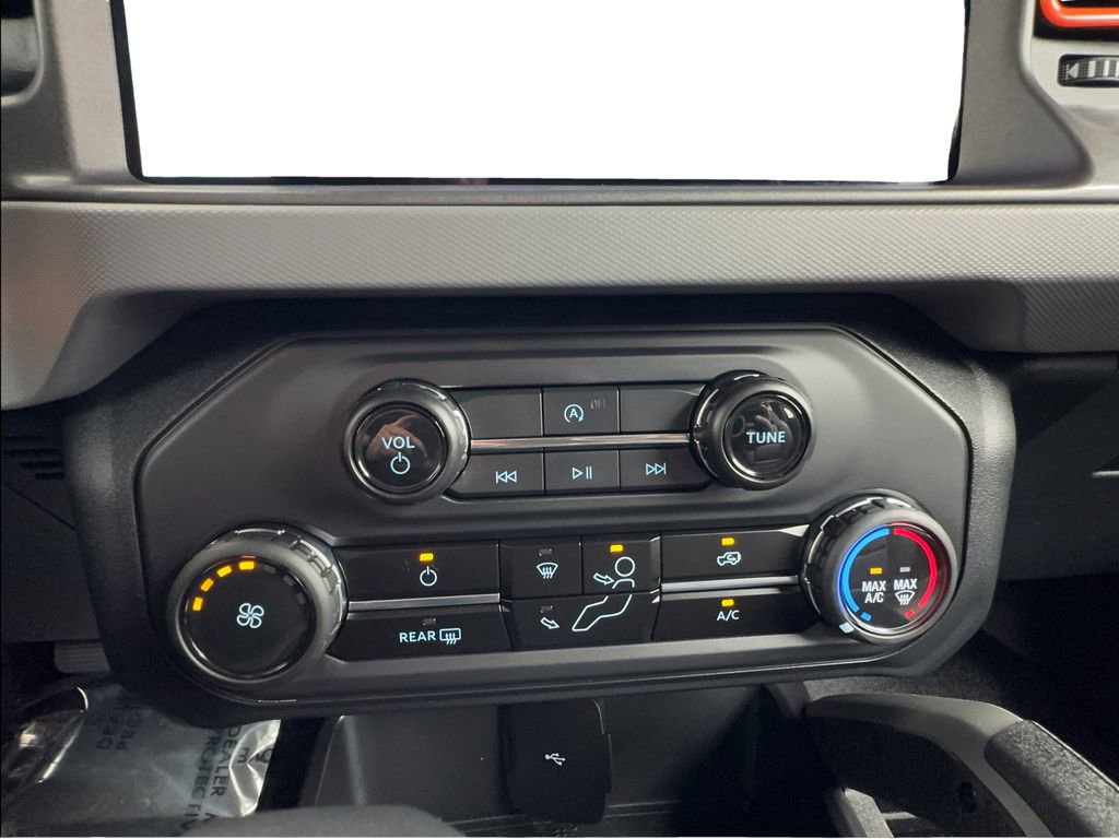 Used 2024 Ford Bronco Big Bend AWD/4WD image 37
