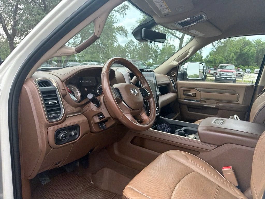 Used 2022 RAM 3500 Limited AWD/4WD image 11