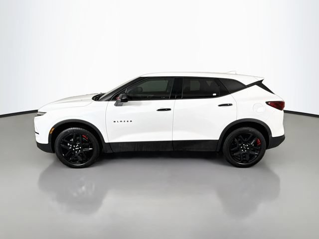 Used 2024 Chevrolet Blazer LT w/ Redline Edition FWD image 4