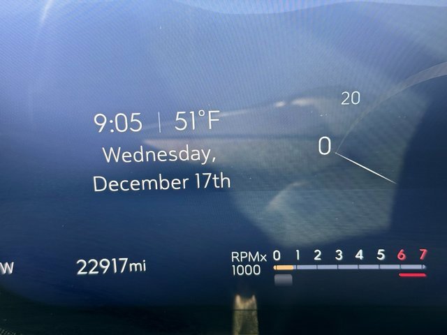 Used 2025 Buick Enclave Sport Touring image 25