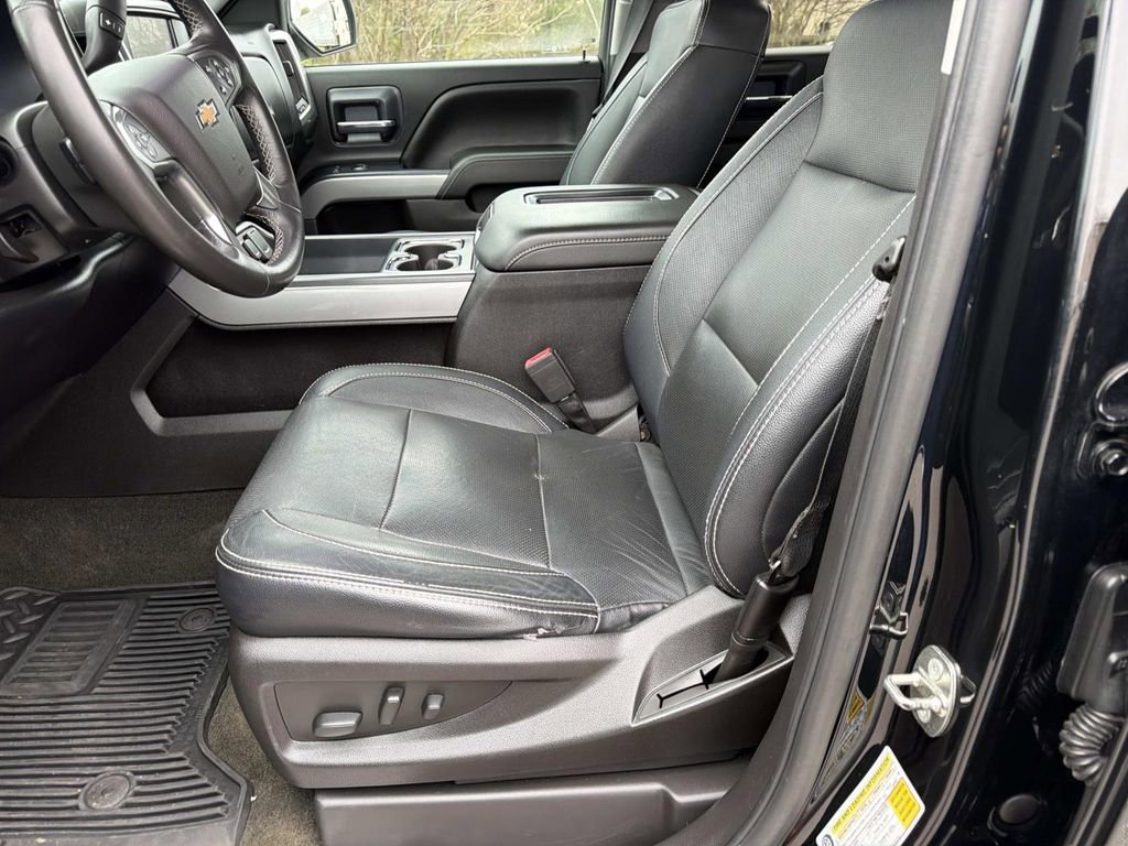 Used 2018 Chevrolet Silverado 1500 LT w/ All Star Edition image 23