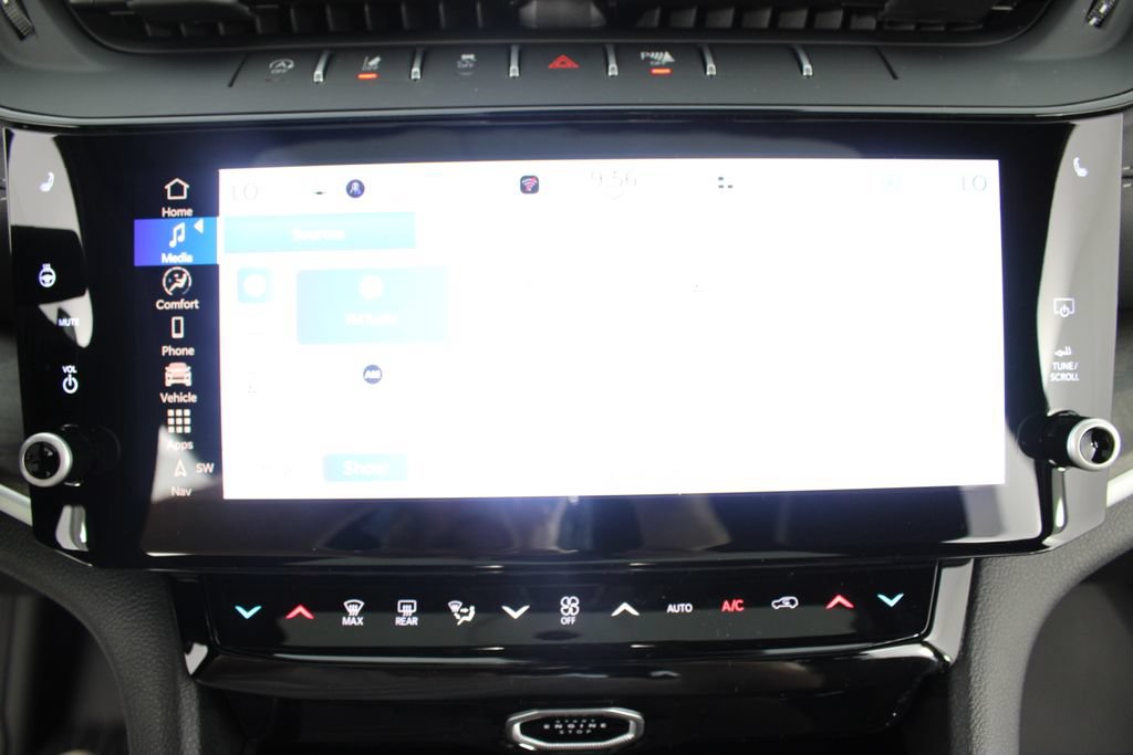 New 2026 Jeep Grand Cherokee L Limited w/ Luxury Tech Group II AWD/4WD image 7