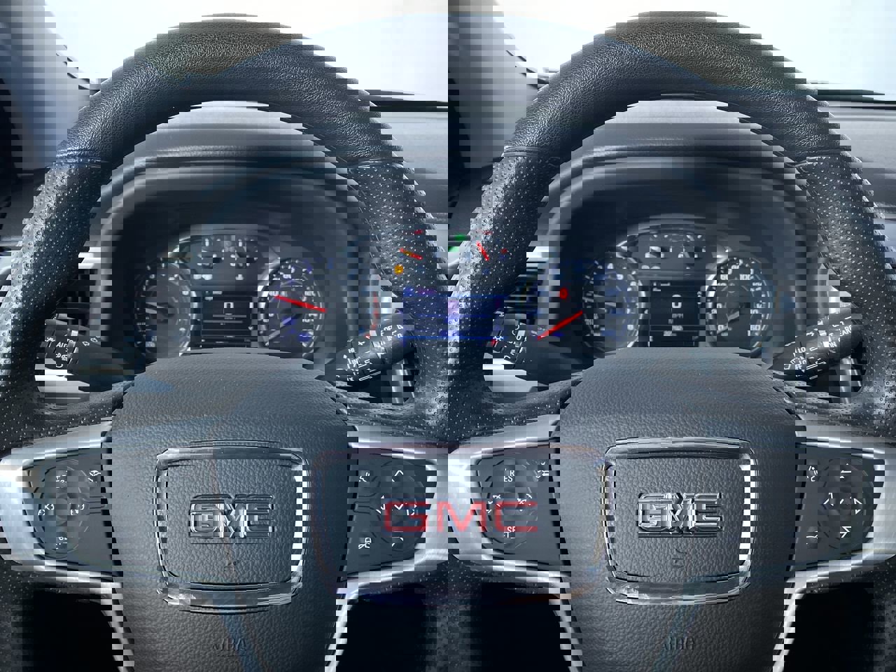 Certified 2023 GMC Acadia SLE image 3