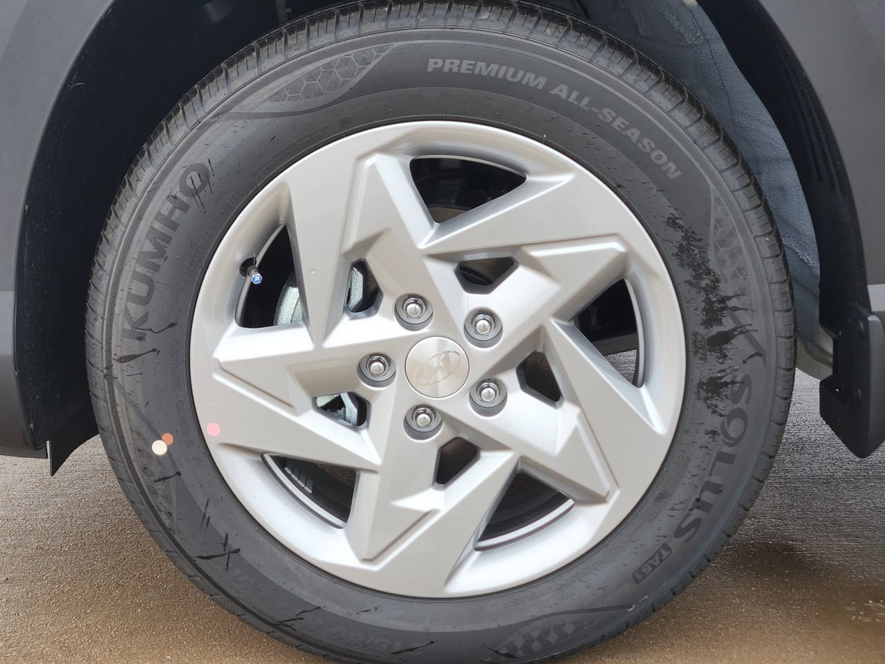 New 2026 Hyundai Kona SE FWD image 7