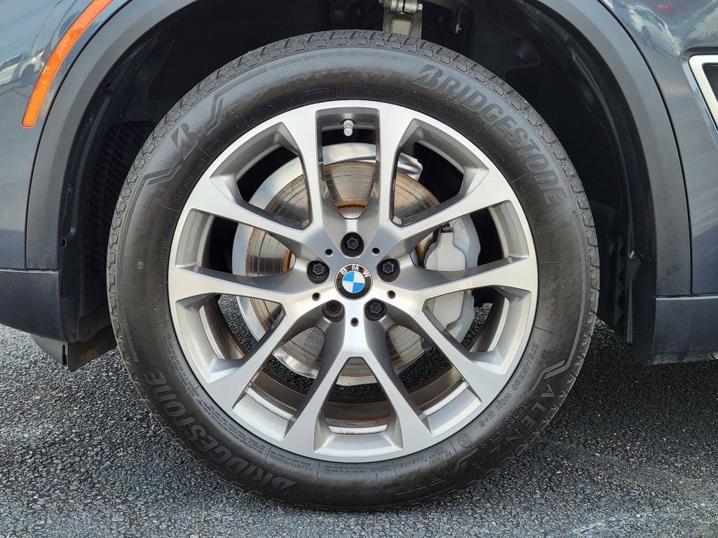 Used 2021 BMW X5 sDrive40i w/ Premium Package 2 image 11
