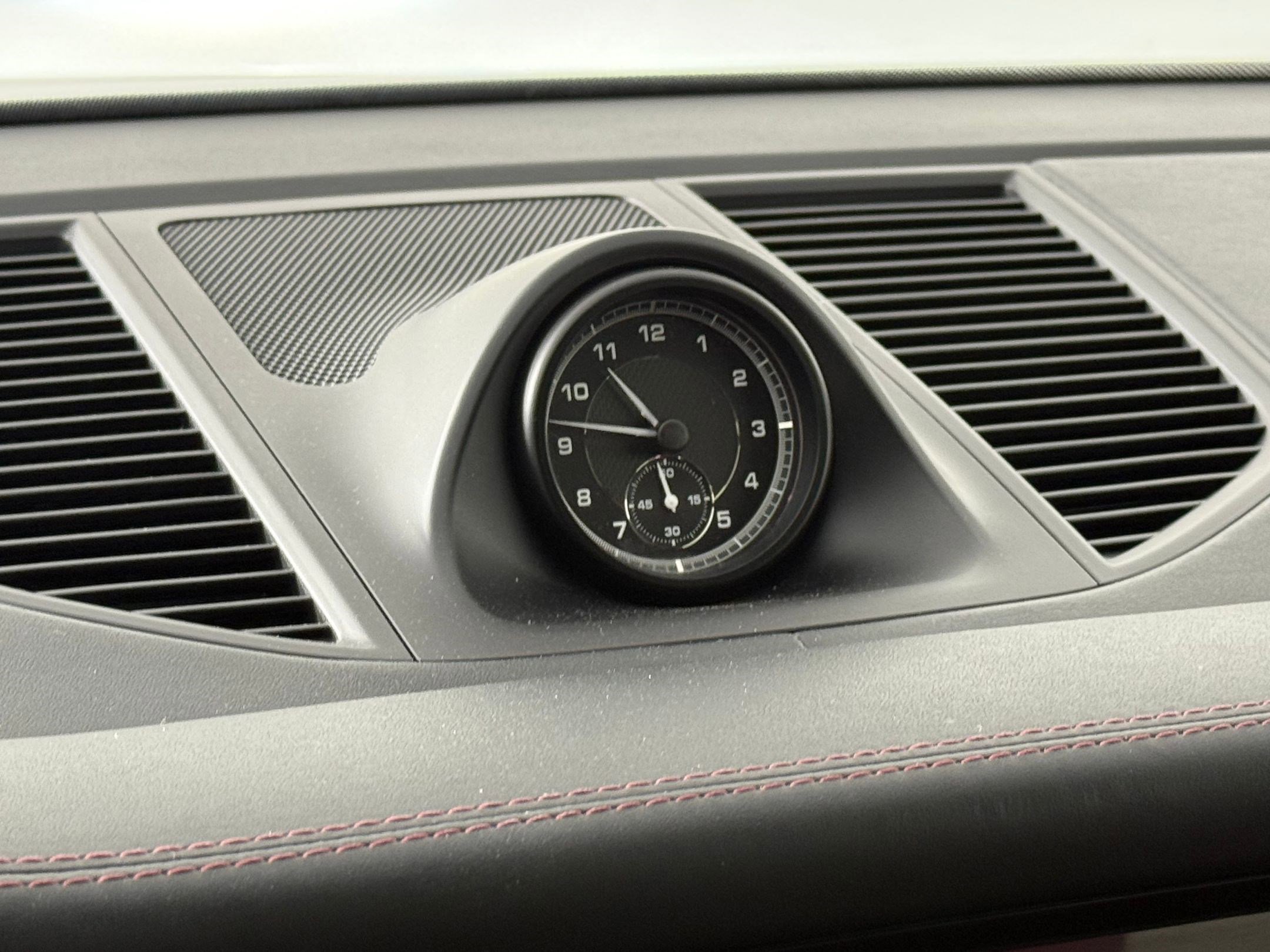 Used 2022 Porsche Macan S image 22