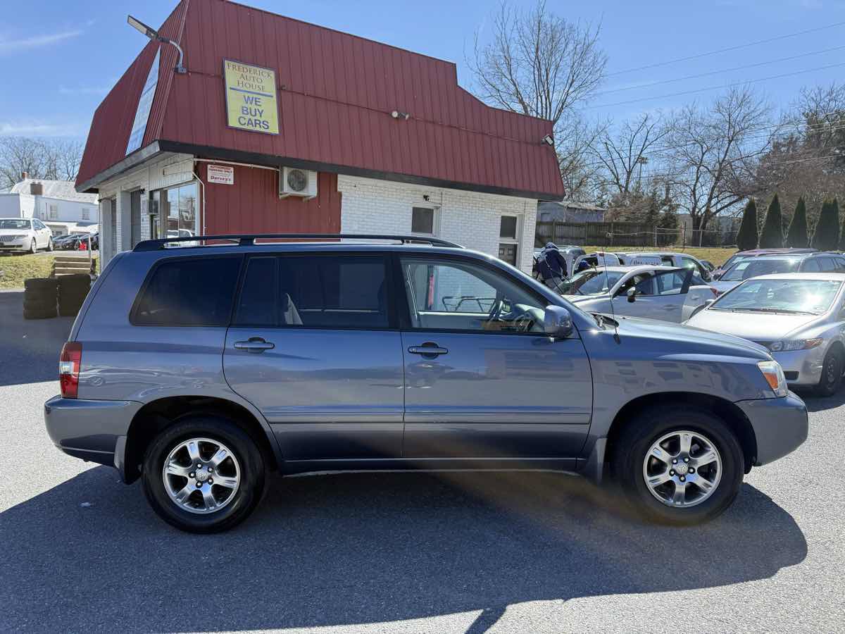 Used 2005 Toyota Highlander image 8