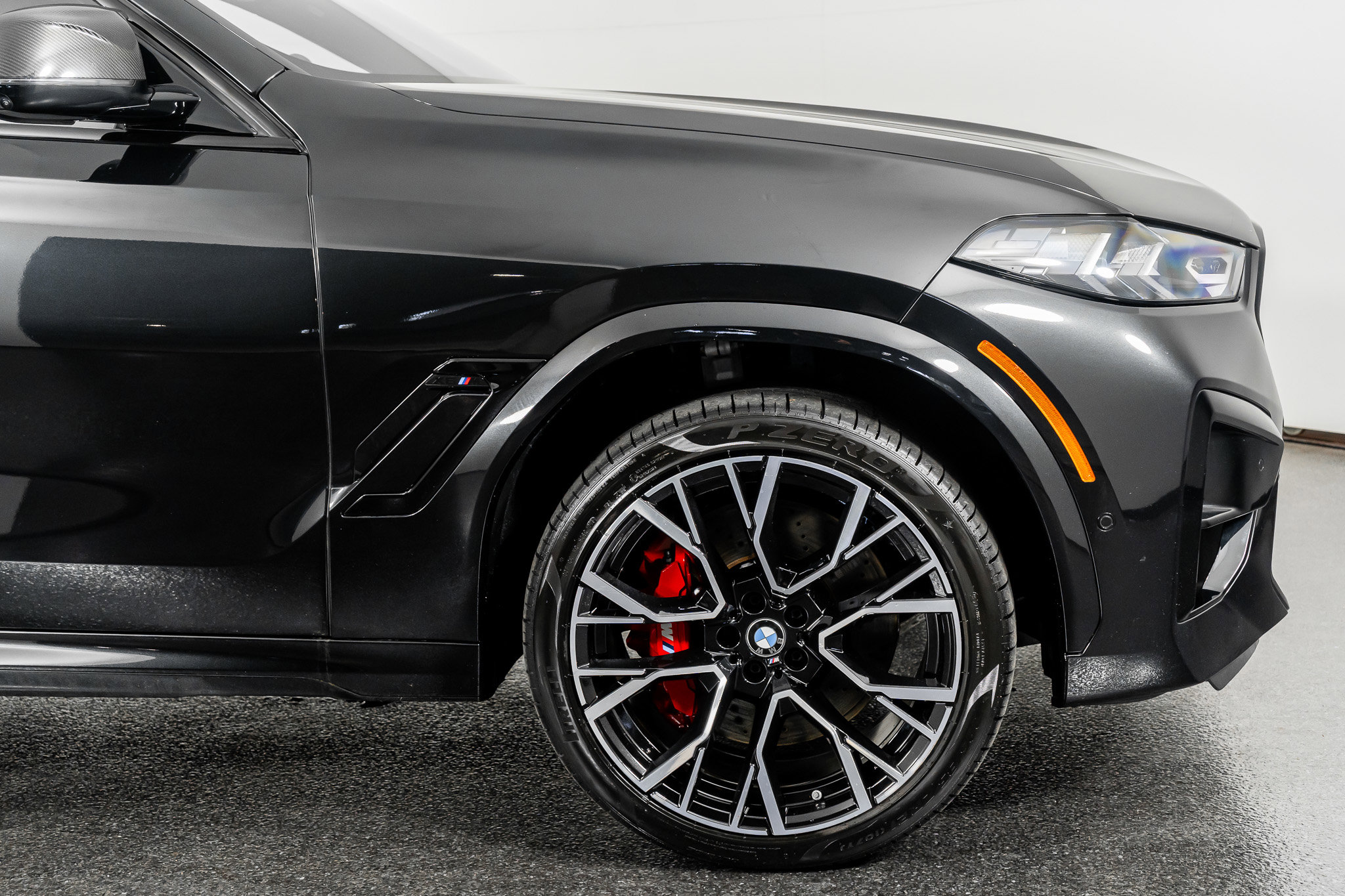 Used 2025 BMW X6 M Competition image 6