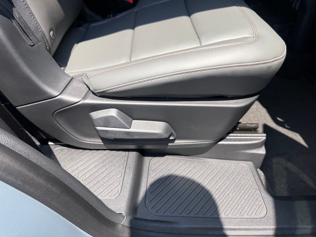 New 2026 Ford Explorer Active w/ Active Comfort Package AWD/4WD image 57