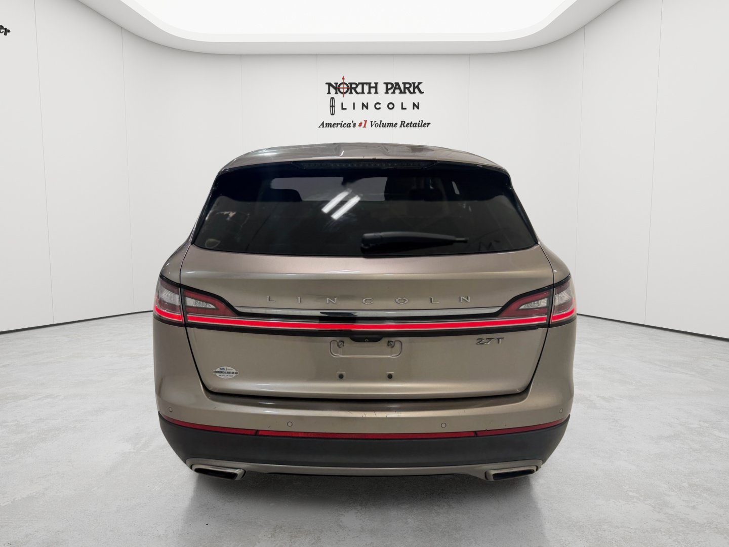 Used 2019 Lincoln Nautilus Select FWD image 4