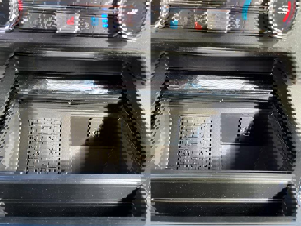 New 2025 Ford F250 Lariat image 17