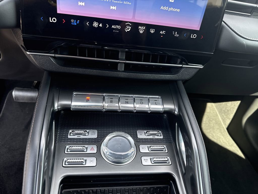 Used 2024 Lincoln Nautilus Reserve w/ Jet Appearance Package (87T) AWD/4WD image 28