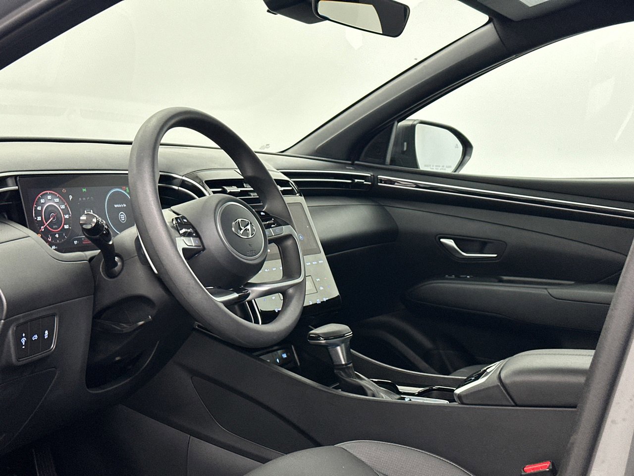 Used 2024 Hyundai Santa Cruz Night image 15