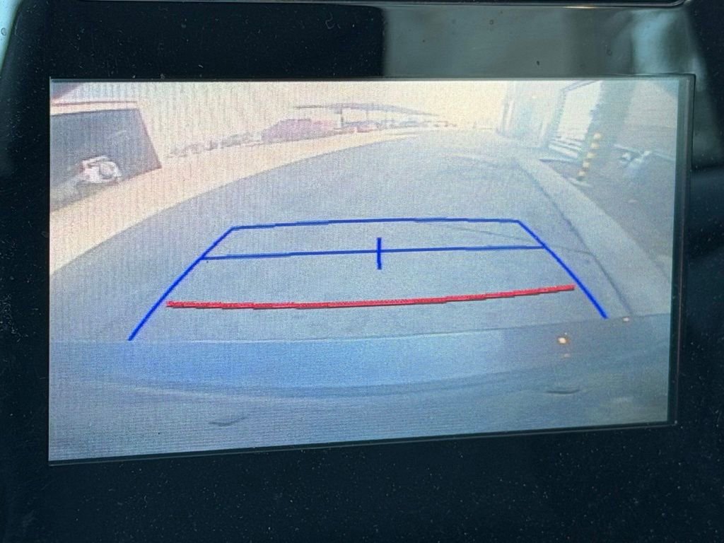 Used 2018 Toyota Corolla SE image 21