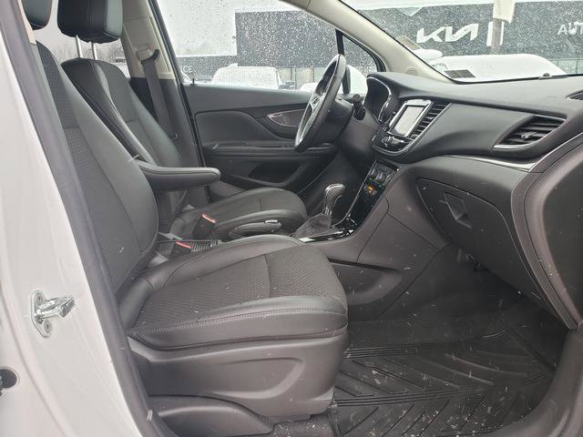 Used 2022 Buick Encore Preferred w/ Safety Package image 18