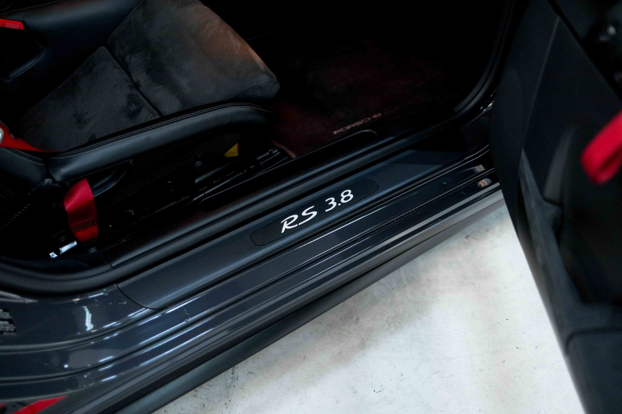 Used 2011 Porsche 911 GT3 RS image 50