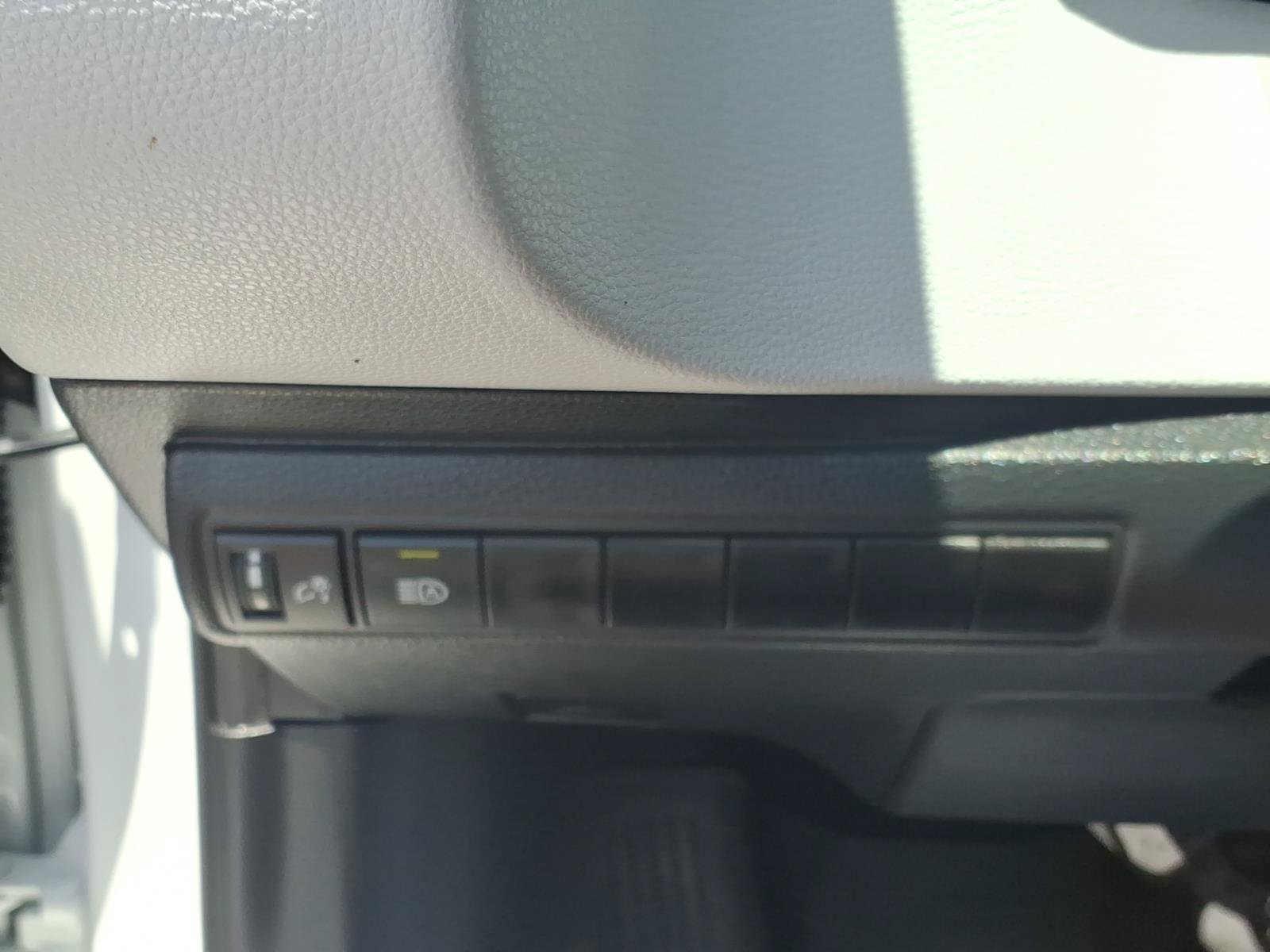 Certified 2025 Toyota Corolla SE FWD image 20