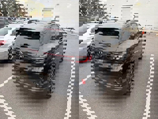 Used 2023 Volkswagen ID.4 S image 7