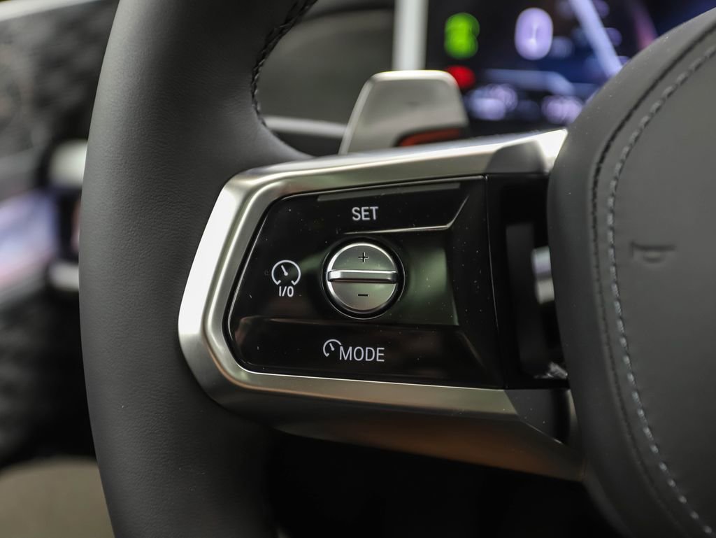 New 2026 BMW 750e xDrive image 10