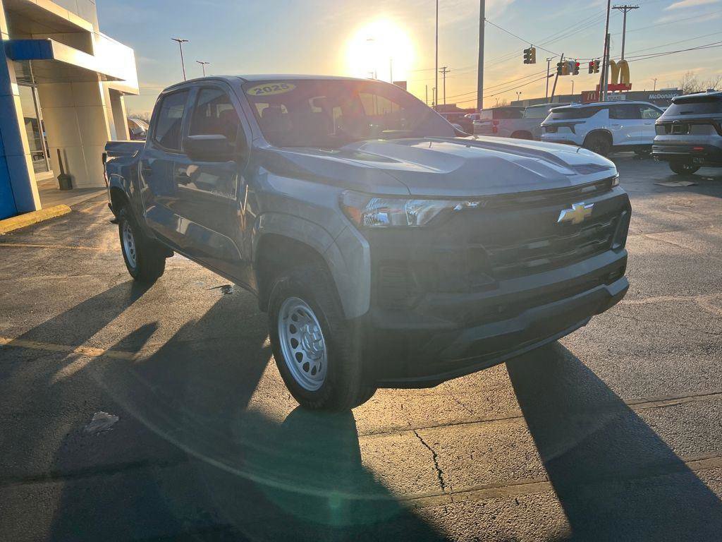Used 2025 Chevrolet Colorado W/T w/ WT Convenience Package II image 5