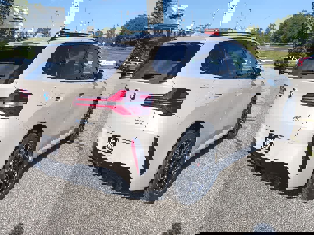 Used 2026 BMW X3 xDrive30 w/ Premium Package image 6