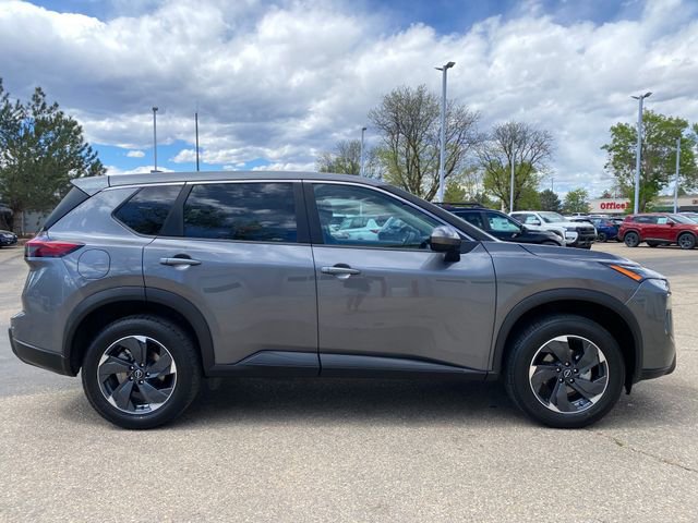 Certified 2025 Nissan Rogue SV AWD/4WD image 6